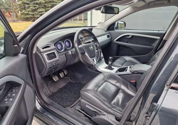 Volvo V70 cena 35900 przebieg: 166000, rok produkcji 2013 z Pleszew małe 379